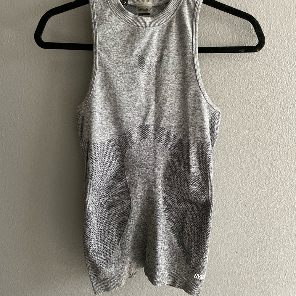 GYMSHARK DRY FIT TANK 🤍